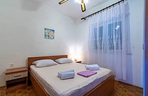 Cove Tri Zala (Zrnovo) Apartment | 30 m² Apartment ∙ 1 bedroom ∙ 2 guests