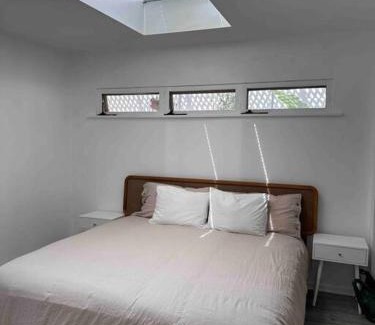 Central Malibu Apartment | 30 PCT OFF! Limited Time! Malibu Ocean Wave with King Bed, Walking to Beach and Hiking