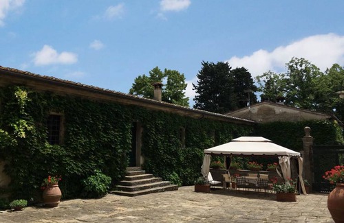 Montelopio Villa | 300 m² Villa ∙ 5 bedrooms ∙ 9 guests