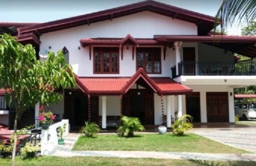 Hikkaduwa Villa | 300 m² Villa ∙ 5 bedrooms ∙ 10 guests