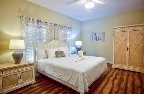 Treasure Island House | 302 - Palms of Treasure Island Resort