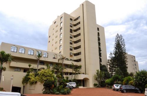 Umhlanga Apartment | 307 Bermudas - by Stay in Umhlanga