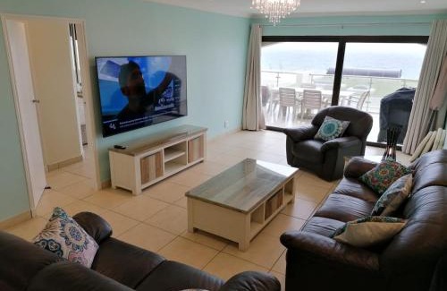 Umhlanga Apartment | 307 Bermudas - by Stay in Umhlanga