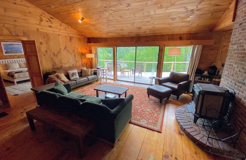 Whitefield House | 317 m² House ∙ 5 bedrooms ∙ 10 guests