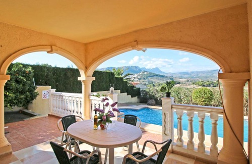 La Empedrola Villa | 317 m² Villa ∙ 6 bedrooms ∙ 12 guests