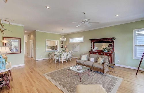 Ocean Point House | 32 Ocean Point Home