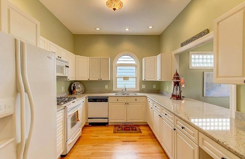 Ocean Point House | 32 Ocean Point Home