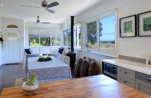 Werri Beach House | 32 WERRI BLUE Werri Beach, Gerringong - 4pm check out Sundays!