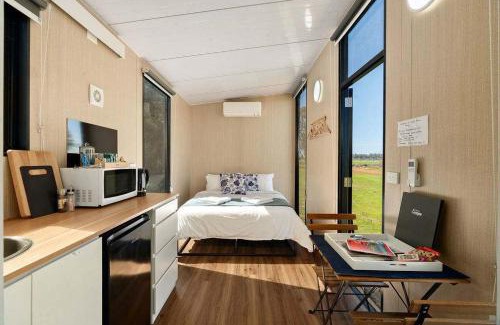 Congupna House | 320 Farm Stay by Tiny Away