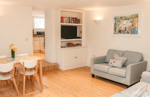 Buxton House | 32A, Buxton