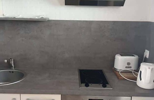 Roscoff Apartment | 32m2 apartment near thalassotherapy center and beach