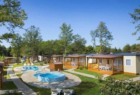 Municipality of Vrsar RV Rental | 34 m² Mobile home ∙ 3 bedrooms ∙ 6 guests