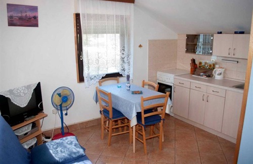 Prvic Luka Apartment | 35 m² Apartment ∙ 1 bedroom ∙ 3 guests