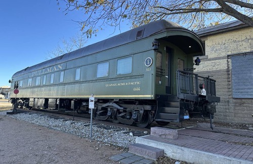 Fredericksburg Cottage | 36 m² Cabin ∙ 1 bedroom ∙ 2 guests