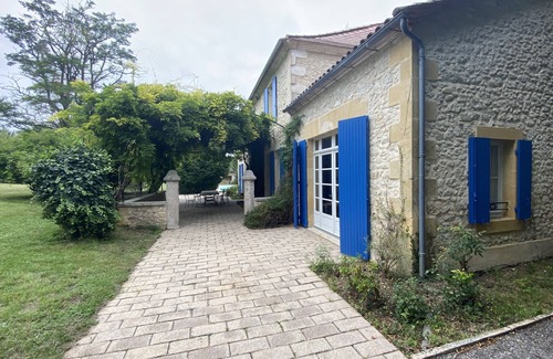 Agnac House | 360 m² villa on 9.5 hectares of fenced land, swimming pool and pond