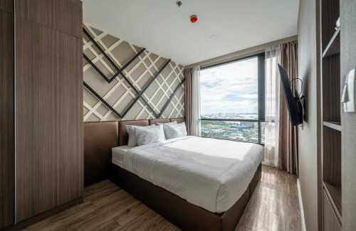 Tha Thaewawong Apartment | 360 Seaview 2BR 15F Sriracha Beach by น้องมังคุด