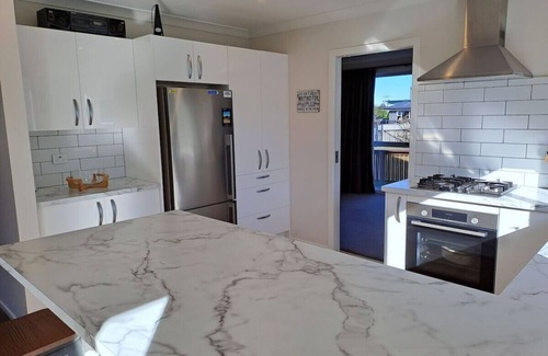 Taupo House | 37 Kaihua Road, Taupo
