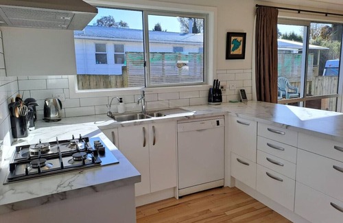 Taupo House | 37 Kaihua Road, Taupo