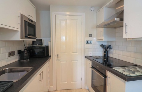 Salcombe Cottage | 37 The Salcombe