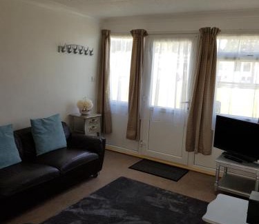Great Yarmouth Ski Chalet | 39 - 2 Bed Chalet, Belle Aire, Beach Road, Hemsby, Norfolk, NR29 4HZ