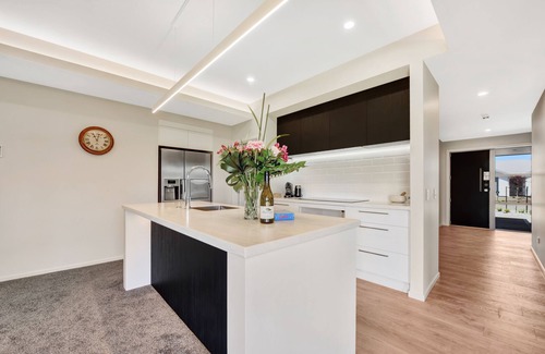 Richmond House | 39 Carmine Five Star 4-bedroom Holiday Home in Nelson/Tasman
