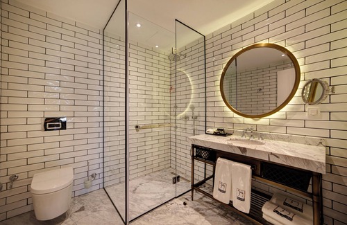 Fenerbahce Hotel | 39 Kalamis Marina Hotel