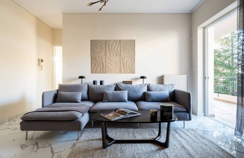 Elliniko-Argyroupoli Apartment | 3BD Apt next to The Ellinikon