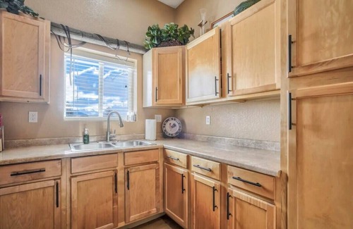 Larkspur House | 3BD |Cowboy Quarters Retreat Experience