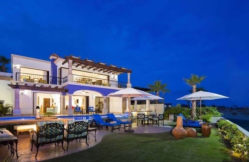 Zona Hotelera House | 3BD Hacienda Encantada: Stunning Views Pool Resort