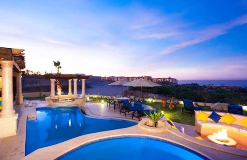 Zona Hotelera House | 3BD Hacienda Encantada: Stunning Views Pool Resort