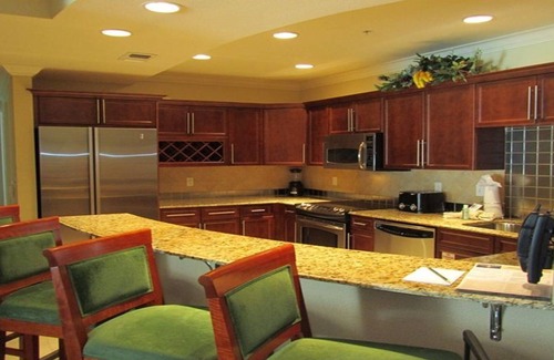 Holiday Isle Hotel | 3BDPlus/Destin Emerald Grande - Family Friendly!