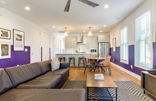 Buena Vista Apartment | 3BDR Townhome Near DT Nashville | Monroe