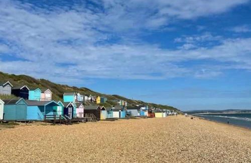 New Forest District House | 3Bed 2Bath passes only on 4 days or more