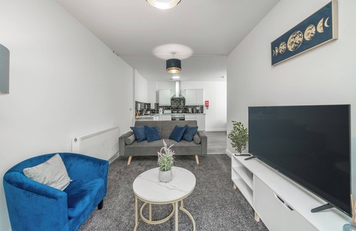 Canning Town Apartment | 3bed apt by Canning Town stn, 10 mins to Canary Wharf, O2, Excel, & City Airport
