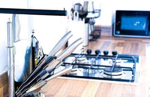 Bordesley House | 3Bed House For Contractors/Large Group Sleep upto9