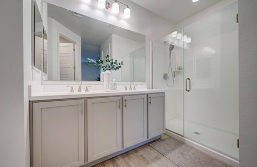 Peoria House | 3bed Renovated Contemporary Stay