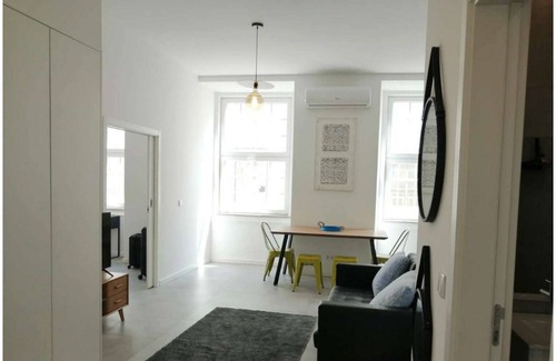 Chiado Apartment | 3bedroom holiday home in Lisbon
