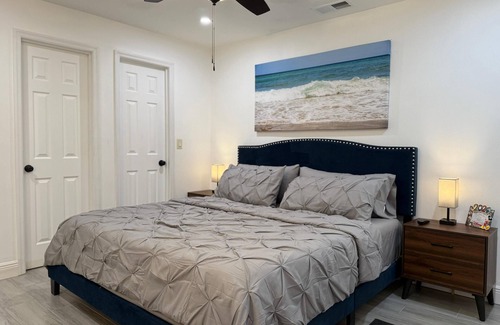 Poinciana House | 3bedroom house in awesome Kissimmee with WiFi, AC play room bbq and private pool