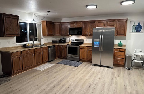 Ocean Shores House | 3BR 1.5Ba - Private Hot Tub & Game Room! 2 Pets stay free!
