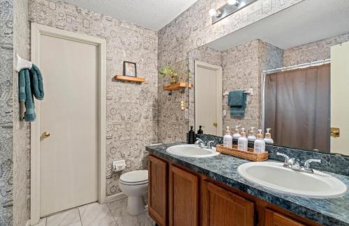 Southside House | 3br 2bath near Town Center