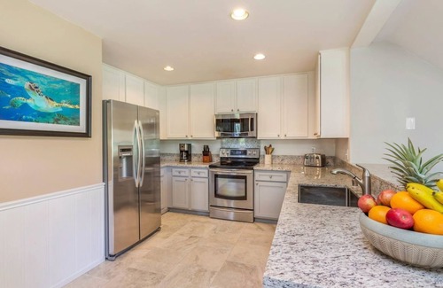 Poipu Condo | 3BR/3BA Penthouse: Central A/C! Short Walk 2Beach!