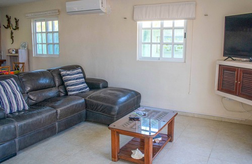 Chuburna Puerto House | 3BR, 3Bath - Steps from the beach!