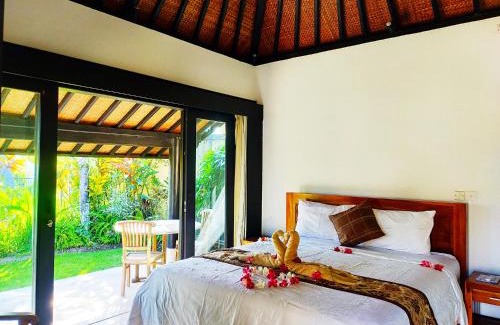 Saba Villa | 3BR Beautiful Villa Queen With Stunning Rice Field