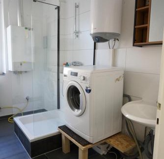 Siegburg Apartment | 3BR - City Apartments - 10 min to ICE