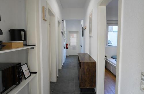 Siegburg Apartment | 3BR - City Apartments - 10 min to ICE