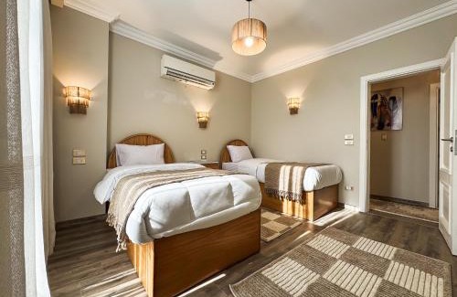 Ash-Shruq Apartment | 3BR Duplex With Rooftop in El Patio Casa Compound