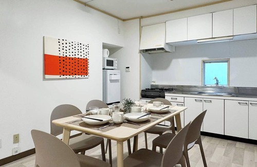 Hiroshima City Centre Apartment | 3BR for 9 person, min walk to Peace Park