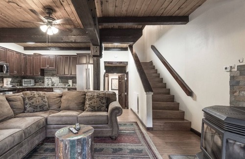 Olympic Valley House | 3BR Getaway near Palisades Tahoe Ski Resort-close to everything you Love @ Tahoe