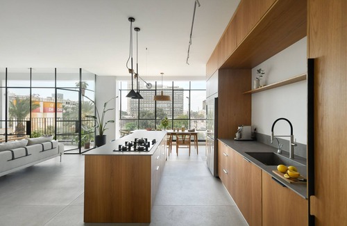 Tel Aviv City Center Apartment | 3BR High quality Apt with City View