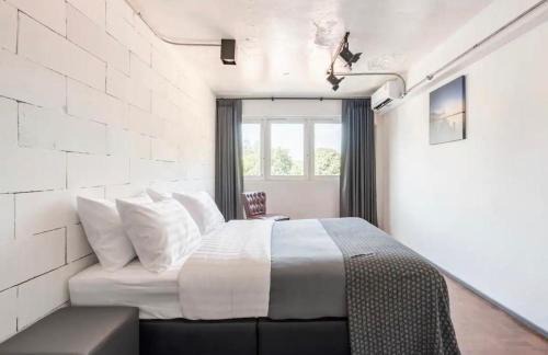 Chang Khlan Apartment | 3BR House in Thapae l NightBazaar